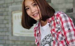 16位女子撒尿视频